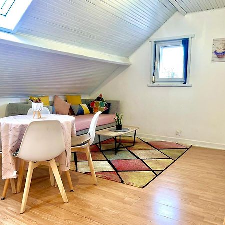T2 Cosy Et Lumineux - Proche Centre Et Commodites Saint-Quentin  Bagian luar foto