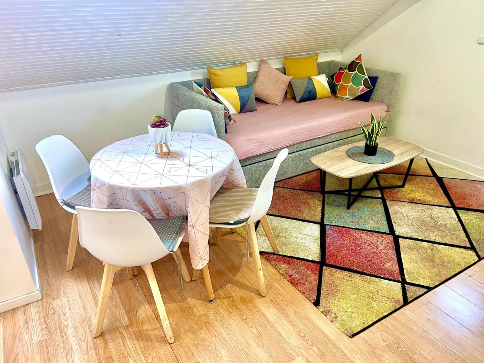 T2 Cosy Et Lumineux - Proche Centre Et Commodites Saint-Quentin  Bagian luar foto
