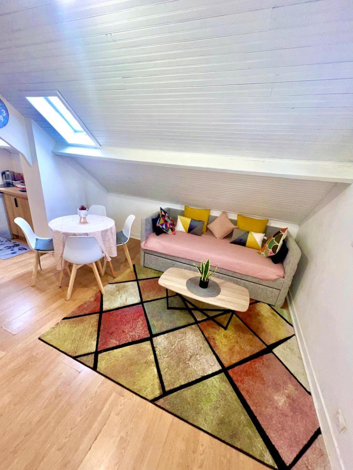 T2 Cosy Et Lumineux - Proche Centre Et Commodites Saint-Quentin  Bagian luar foto